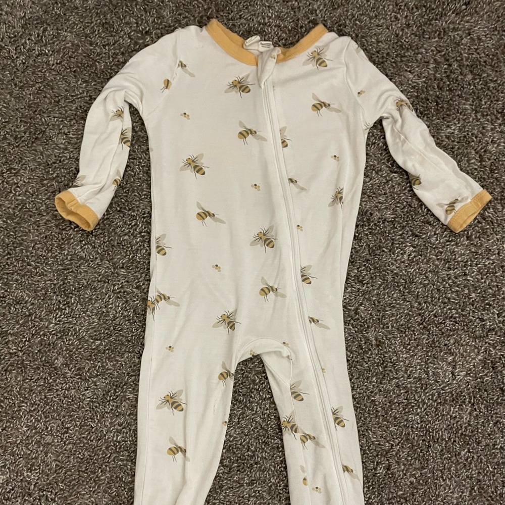 Kyte buzz footie